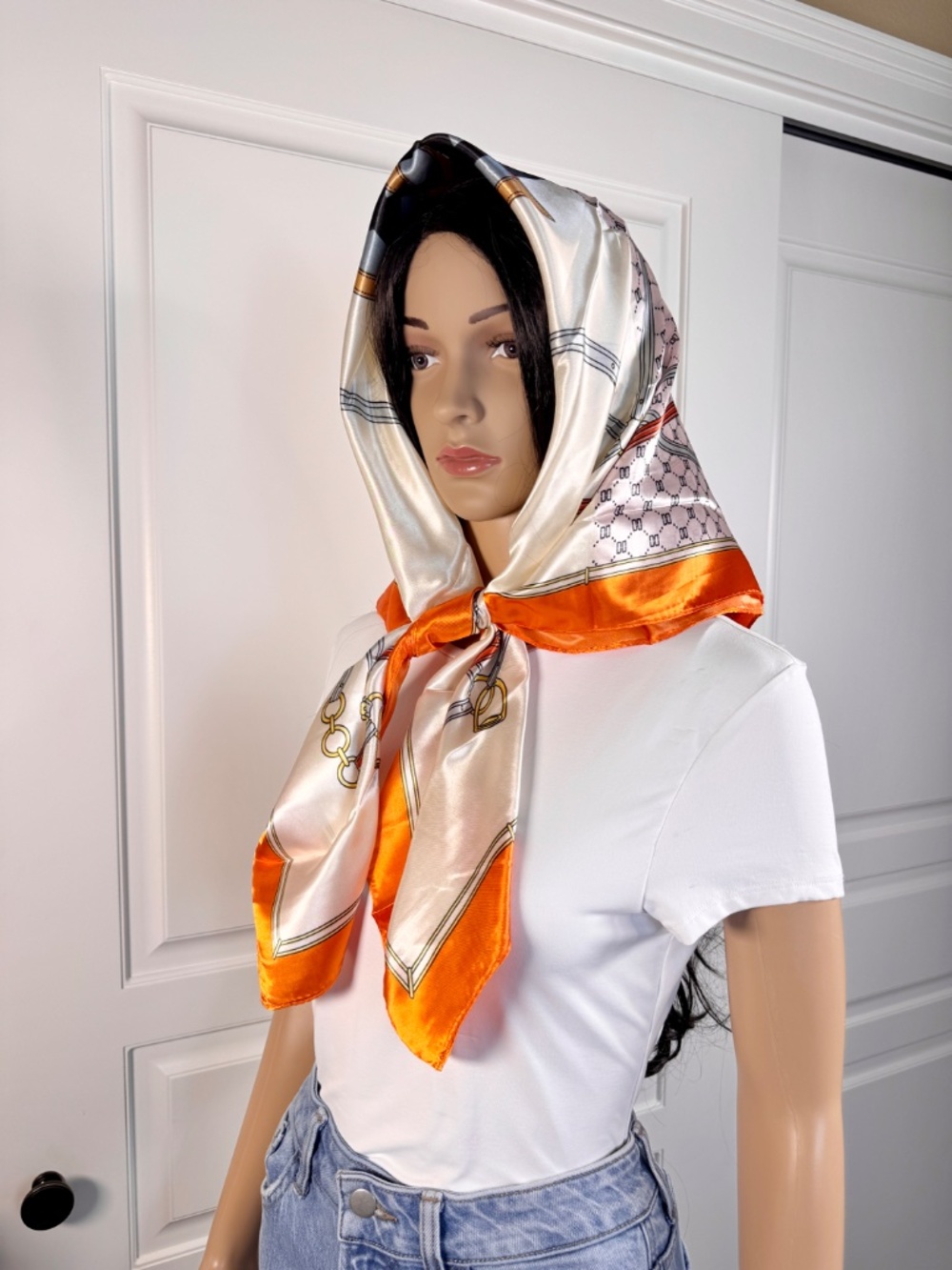 WOMEN'S ORANGE SILKY FEEL ABSTRACT PRINTED SQUARE SCARF - NEW IN PACKAGE - Picture 5 of 13
